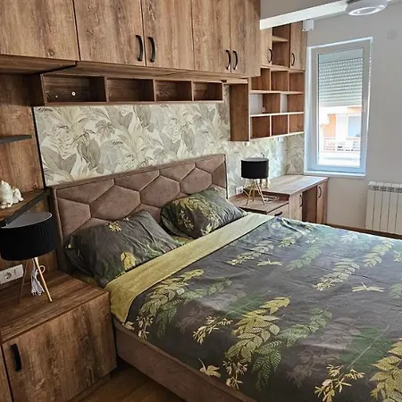Appartement Kraljevacki Lux Parking Garaza *