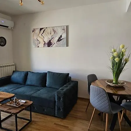 Kraljevacki Lux Parking Garaza Kraljevo