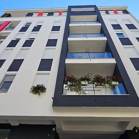 Appartement Kraljevacki Lux Parking Garaza