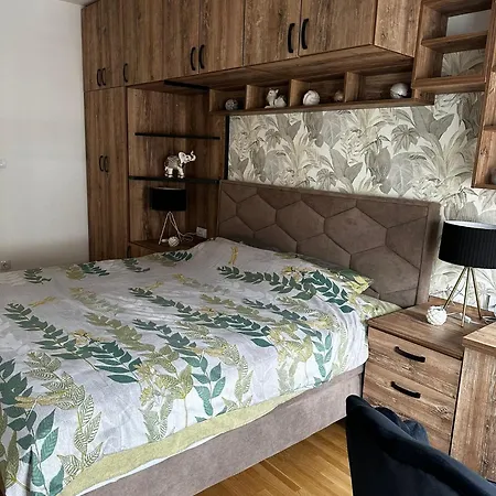 Appartement Kraljevacki Lux Parking Garaza Kraljevo